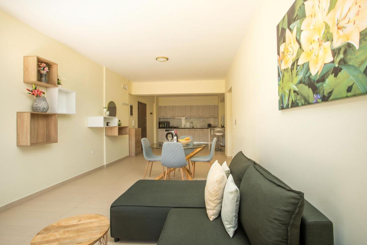 Eden Lily- Luxurious With Sea View