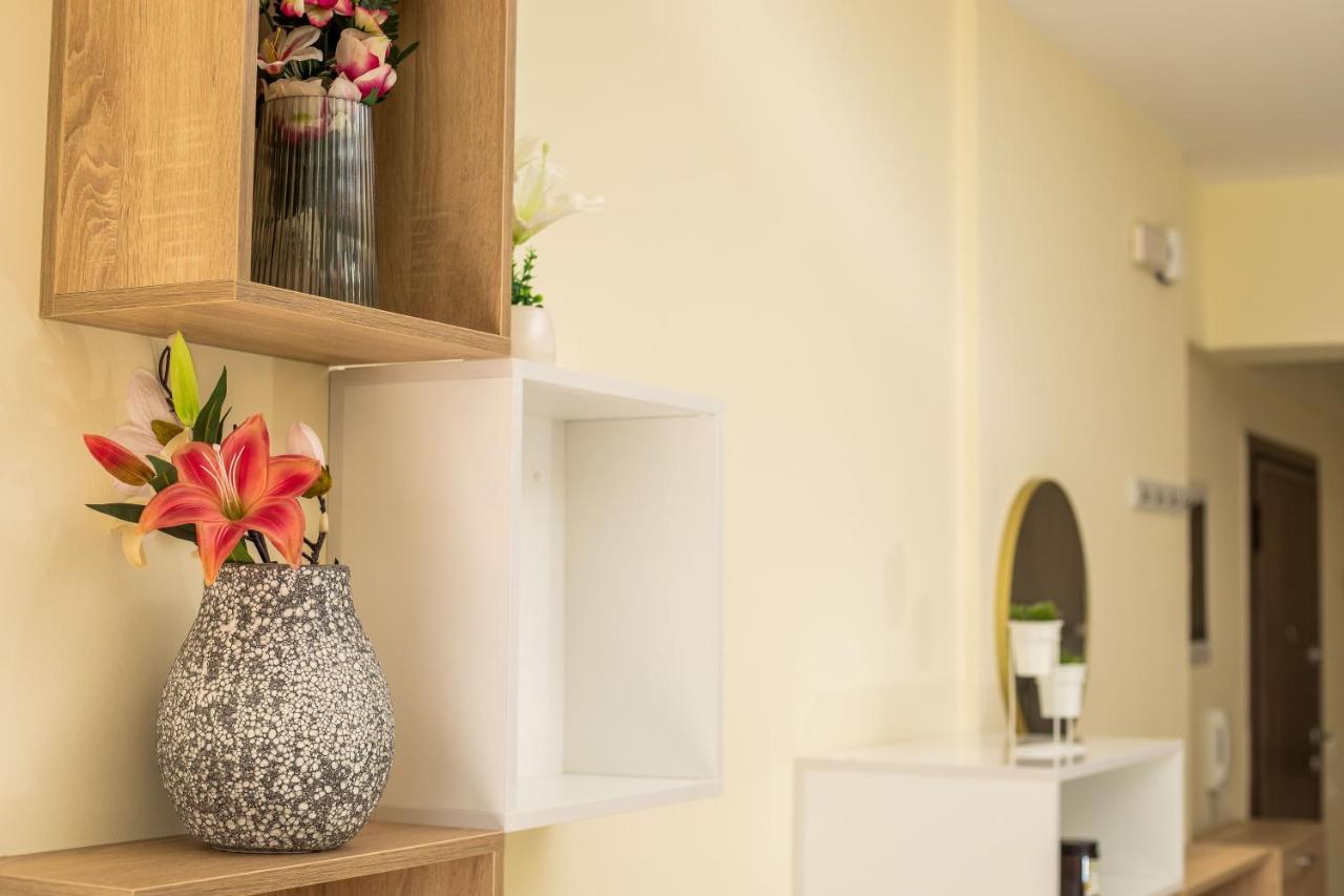 Eden Lily- Luxurious With Sea View *
